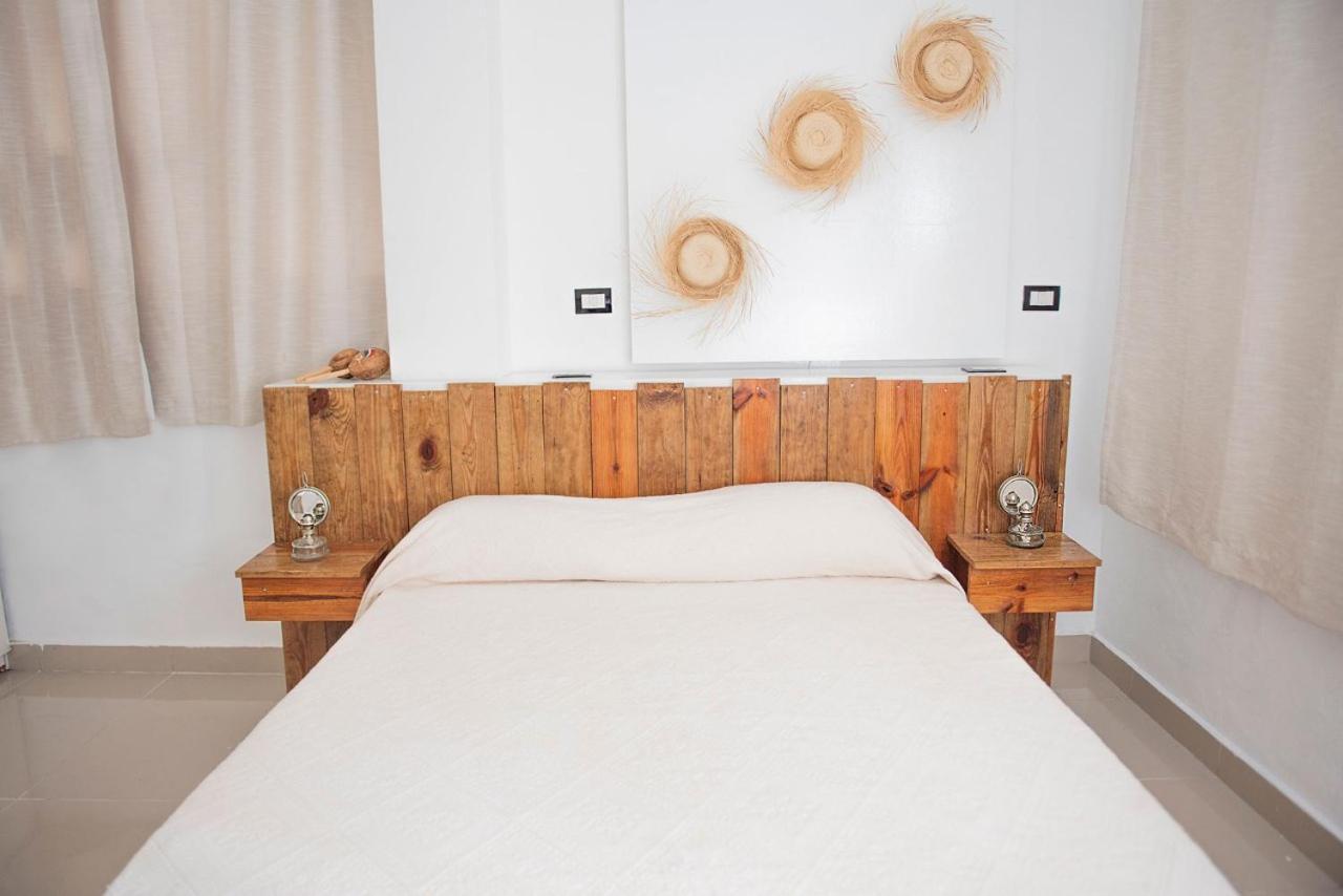 Hostal Mama Mambo - Zona Colonial Санто Доминго Екстериор снимка