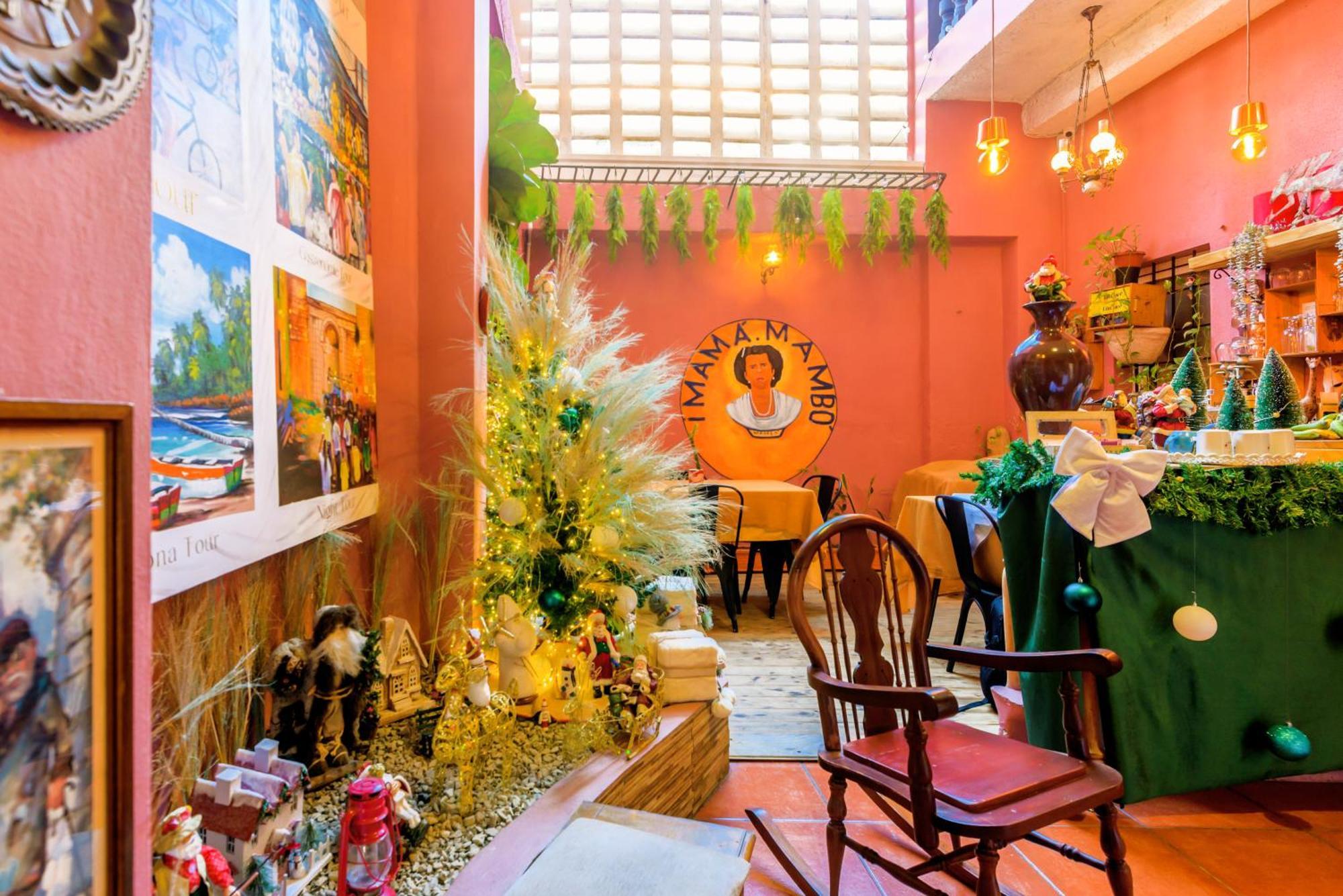 Hostal Mama Mambo - Zona Colonial Санто Доминго Екстериор снимка